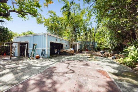 House in Miami, Florida 2 bedrooms, 123.28 sq.m. № 1940638 - photo 14