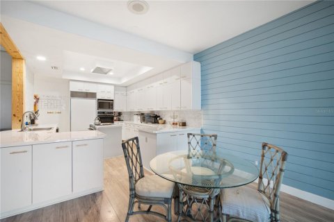 Condo in Bradenton, Florida, 3 bedrooms  № 1820517 - photo 13