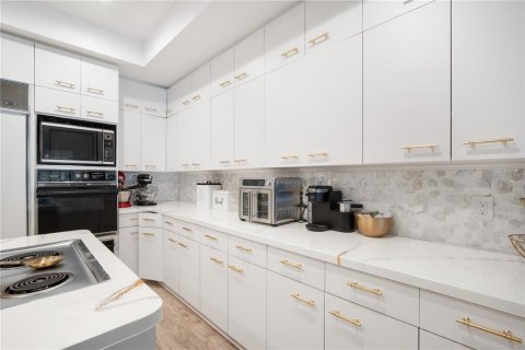 Condo in Bradenton, Florida, 3 bedrooms  № 1820517 - photo 17