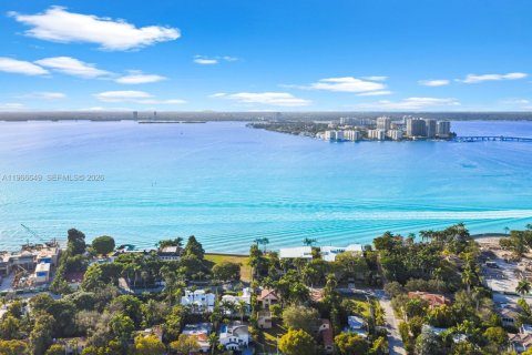 Terreno en venta en Miami Beach, Florida № 2029640 - foto 10
