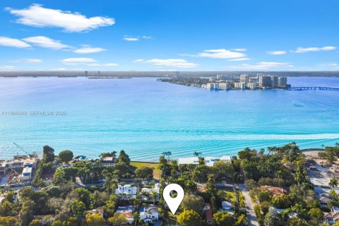Terreno en venta en Miami Beach, Florida № 2029640 - foto 3