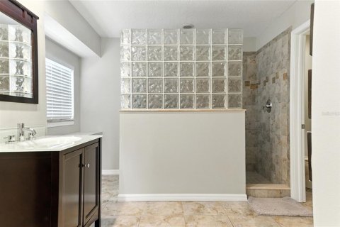 Villa ou maison à vendre à Tampa, Floride: 4 chambres, 196.4 m2 № 1909872 - photo 24