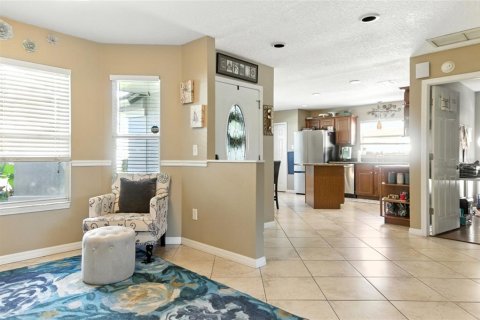 Villa ou maison à vendre à Tampa, Floride: 4 chambres, 196.4 m2 № 1909872 - photo 9
