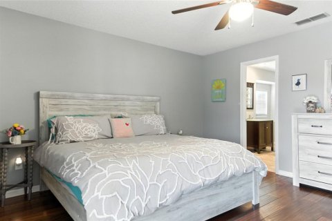 Villa ou maison à vendre à Tampa, Floride: 4 chambres, 196.4 m2 № 1909872 - photo 21