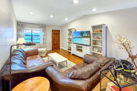 Adosado en venta en Cooper City, Florida, 3 dormitorios, 127.93 m2 № 1951771 - foto 8