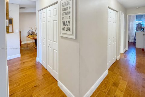 Adosado en venta en Cooper City, Florida, 3 dormitorios, 127.93 m2 № 1951771 - foto 18