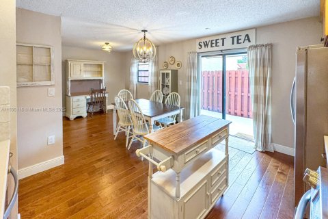 Adosado en venta en Cooper City, Florida, 3 dormitorios, 127.93 m2 № 1951771 - foto 10