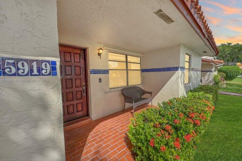 Adosado en venta en Cooper City, Florida, 3 dormitorios, 127.93 m2 № 1951771 - foto 4