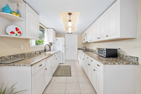 Villa ou maison à vendre à Ormond Beach, Floride: 3 chambres, 139.82 m2 № 1918337 - photo 11