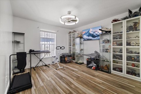 House in Tampa, Florida 4 bedrooms, 261.98 sq.m. № 2416814 - photo 28