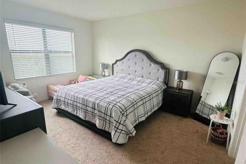 Casa en alquiler en Palm Bay, Florida, 4 dormitorios, 170.01 m2 № 1911884 - foto 2