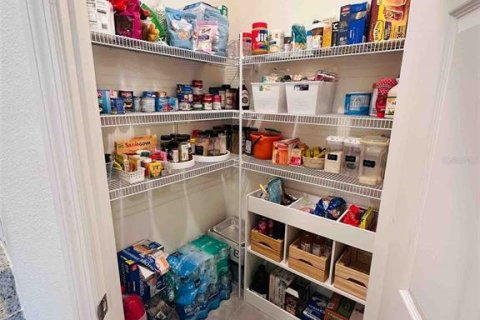 Casa en alquiler en Palm Bay, Florida, 4 dormitorios, 170.01 m2 № 1911884 - foto 12