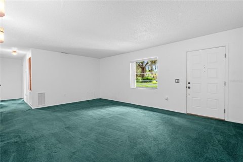 House in Lake Panasoffkee, Florida 2 bedrooms, 135.92 sq.m. № 1810546 - photo 10