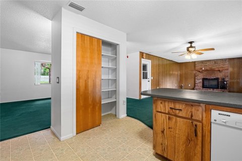 House in Lake Panasoffkee, Florida 2 bedrooms, 135.92 sq.m. № 1810546 - photo 13