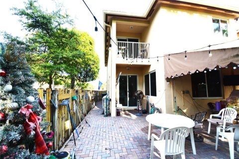 Villa ou maison à louer à Doral, Floride: 4 chambres, 195.56 m2 № 2393059 - photo 18