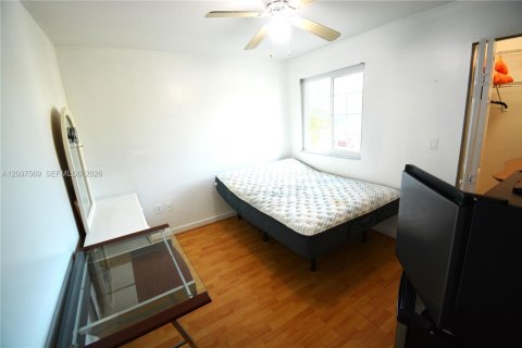 Villa ou maison à louer à Doral, Floride: 4 chambres, 195.56 m2 № 2393059 - photo 24