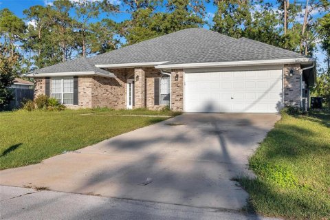 House in Palm Coast, Florida 4 bedrooms, 214.33 sq.m. № 1914277 - photo 5