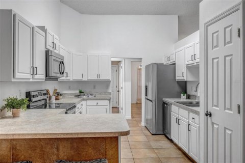 House in Palm Coast, Florida 4 bedrooms, 214.33 sq.m. № 1914277 - photo 3