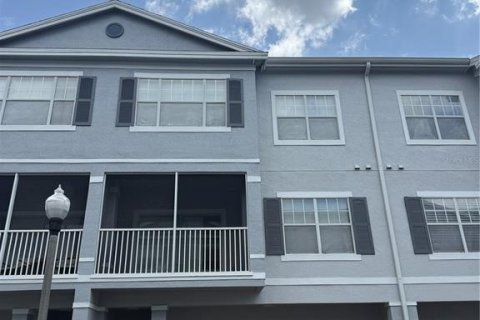 Condominio en Orlando, Florida, 2 dormitorios № 2102110
