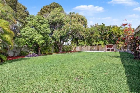 Снять в аренду виллу или дом в Катлер-Бей, Флорида 4 спальни, 188.68м2, № 2045221 - фото 21