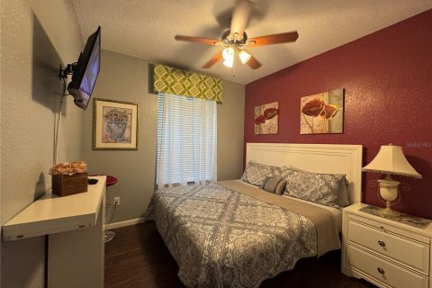 Condo in Kissimmee, Florida, 3 bedrooms  № 2233162 - photo 11