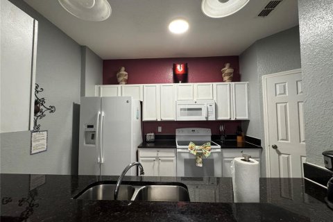 Condo in Kissimmee, Florida, 3 bedrooms  № 2233162 - photo 3
