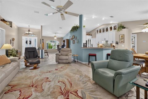 Villa ou maison à vendre à Palm Coast, Floride: 3 chambres, 164.44 m2 № 2410006 - photo 2