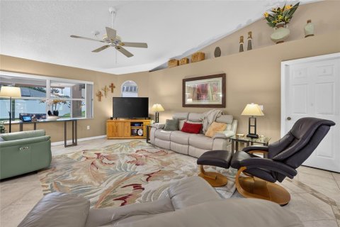 Villa ou maison à vendre à Palm Coast, Floride: 3 chambres, 164.44 m2 № 2410006 - photo 15