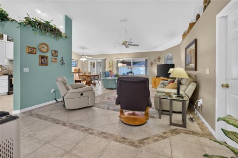 Villa ou maison à vendre à Palm Coast, Floride: 3 chambres, 164.44 m2 № 2410006 - photo 14