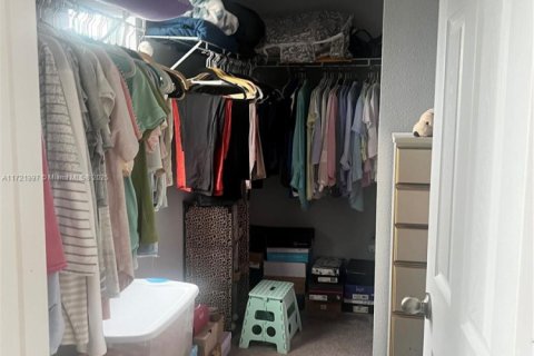 Villa ou maison à vendre à St. Lucie, Floride: 3 chambres, 205.31 m2 № 1959919 - photo 14