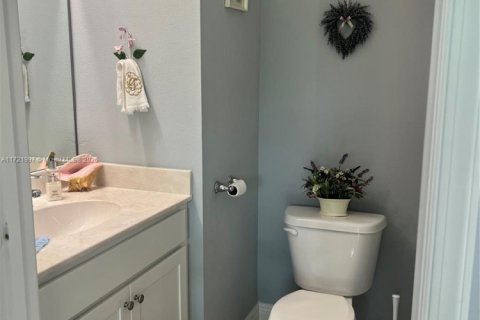 Villa ou maison à vendre à St. Lucie, Floride: 3 chambres, 205.31 m2 № 1959919 - photo 17