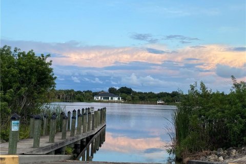 Terreno en venta en Port Charlotte, Florida № 2162111 - foto 18