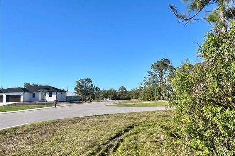 Terreno en venta en Port Charlotte, Florida № 2162111 - foto 9