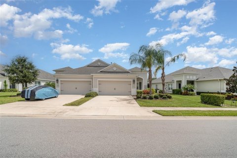 House in Parrish, Florida 2 bedrooms, 141.68 sq.m. № 1839786 - photo 1