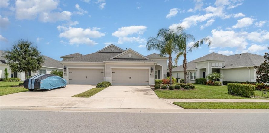 House in Parrish, Florida 2 bedrooms, 141.68 sq.m. № 1839786
