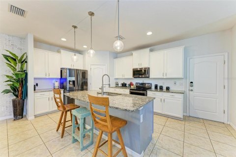 House in Bradenton, Florida 4 bedrooms, 221.76 sq.m. № 1654006 - photo 6
