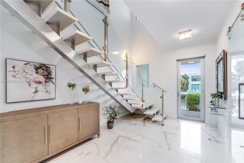 Touwnhouse à vendre à Lauderdale-by-the-Sea, Floride: 4 chambres, 280.94 m2 № 2181765 - photo 10