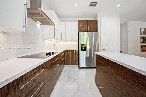 Купить виллу или дом в Уэстон, Флорида 5 спален, 285.95м2, № 2080800 - фото 5