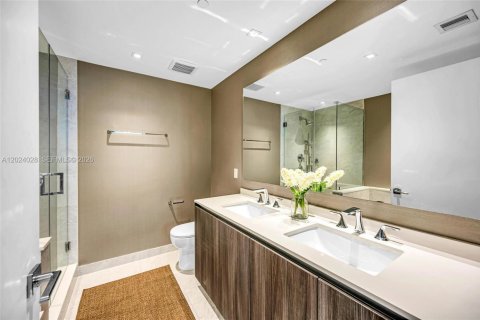Condominio en venta en Miami, Florida, 2 dormitorios, 107.86 m2 № 2087801 - foto 22