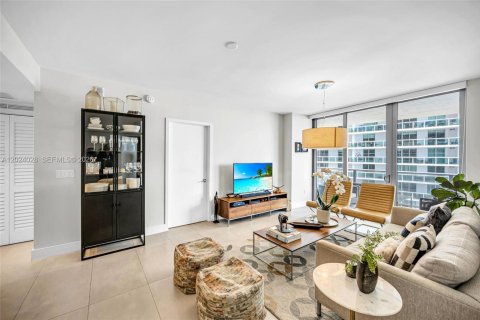 Condominio en venta en Miami, Florida, 2 dormitorios, 107.86 m2 № 2087801 - foto 10