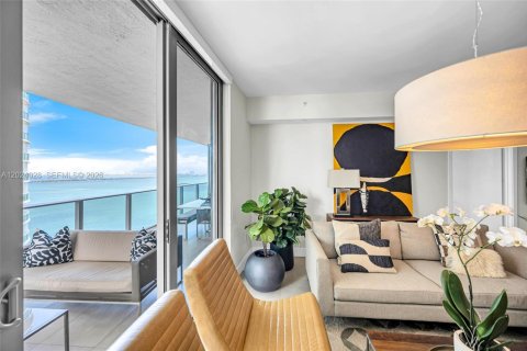 Condominio en venta en Miami, Florida, 2 dormitorios, 107.86 m2 № 2087801 - foto 11
