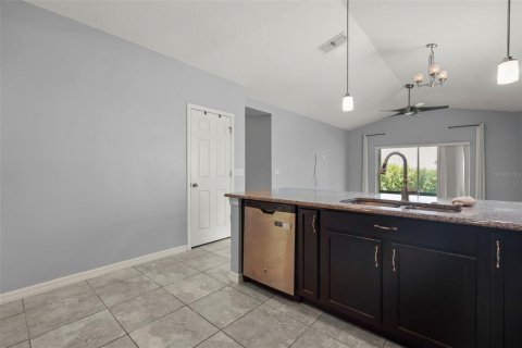 House in ARDMORE RESERVE in Minneola, Florida 4 bedrooms, 229.65 sq.m. № 2092054 - photo 3