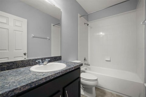 House in ARDMORE RESERVE in Minneola, Florida 4 bedrooms, 229.65 sq.m. № 2092054 - photo 19