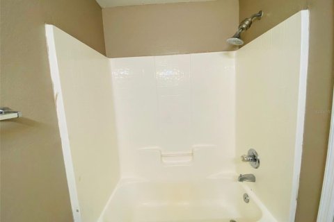 Apartamento en alquiler en Kissimmee, Florida, 3 dormitorios, 112.23 m2 № 1777132 - foto 29