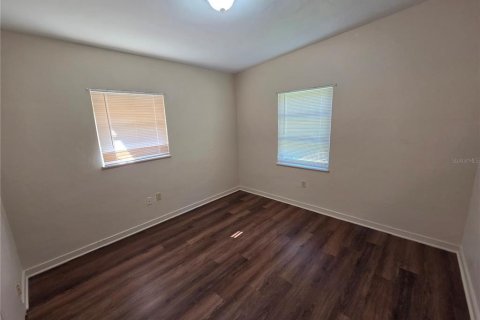 Villa ou maison à louer à Lake Mary, Floride: 2 chambres, 109.16 m2 № 2415299 - photo 7