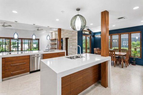 Villa ou maison à vendre à Odessa, Floride: 5 chambres, 558.16 m2 № 2222402 - photo 26