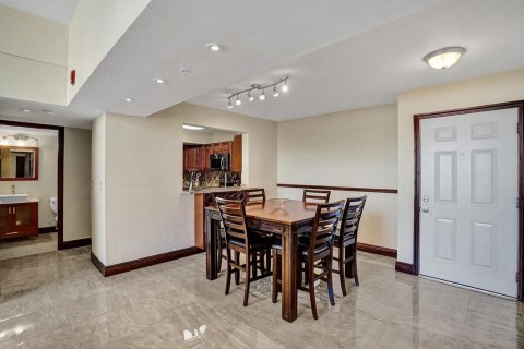 Condominio en venta en Dania Beach, Florida, 2 dormitorios, 94.95 m2 № 2193306 - foto 7