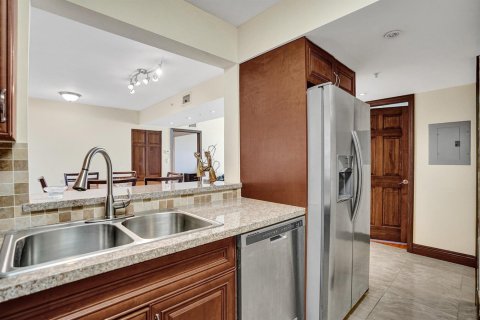Condominio en venta en Dania Beach, Florida, 2 dormitorios, 94.95 m2 № 2193306 - foto 26