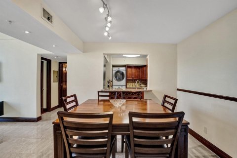 Condominio en venta en Dania Beach, Florida, 2 dormitorios, 94.95 m2 № 2193306 - foto 4
