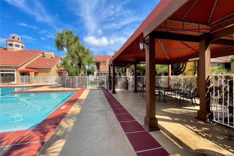 Copropriété à louer à Miami, Floride: 1 chambre, 69.4 m2 № 2079887 - photo 26